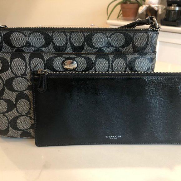 Signature Coach Cross Body Bag with Wallet Insert - Picture 5 of 8